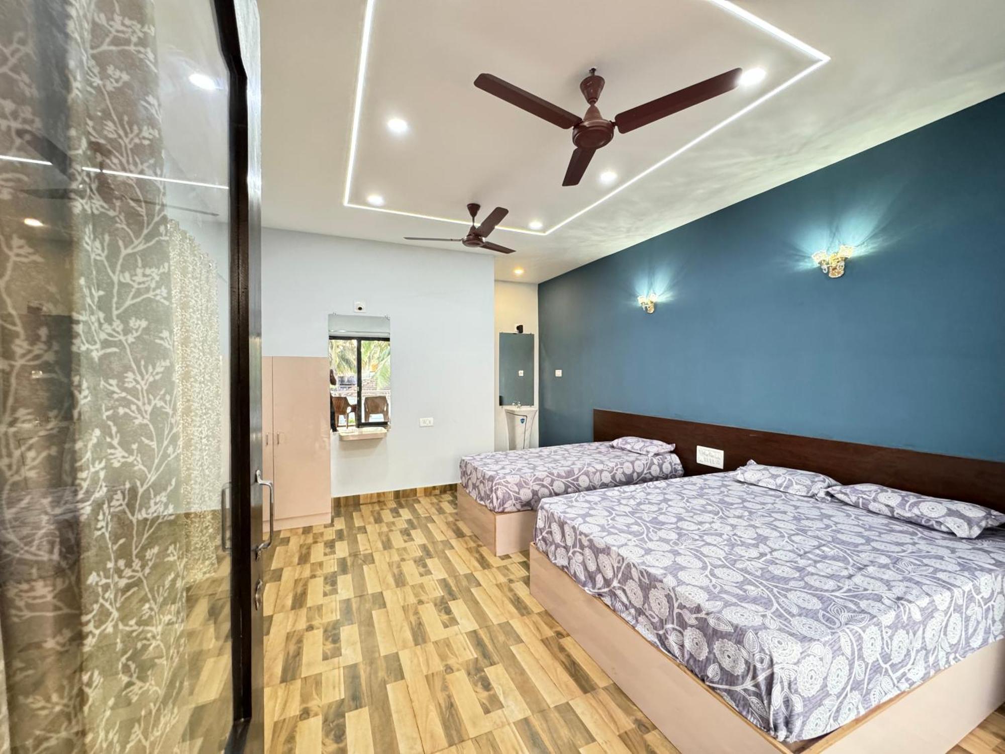 The Glasswater By The Backwater Homestay Kalyanpur Exterior photo