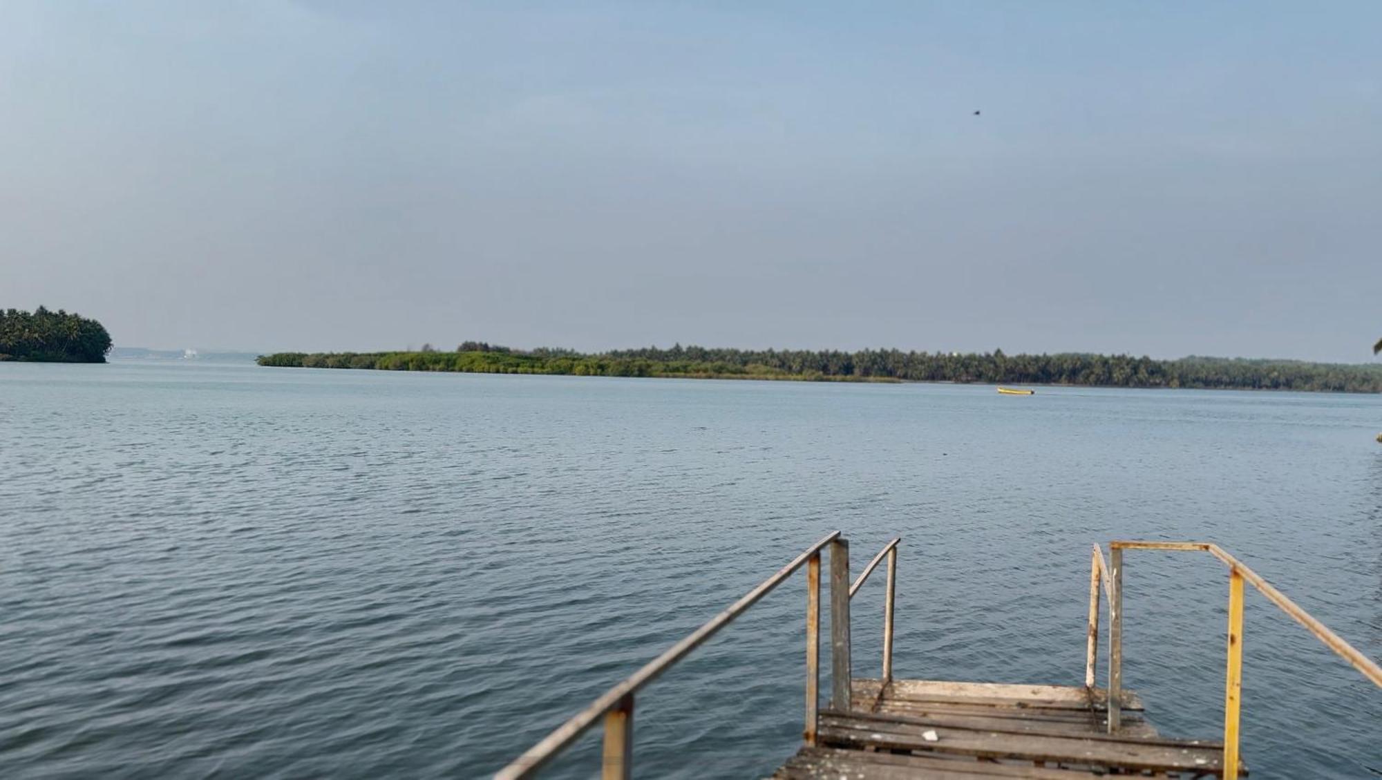 The Glasswater By The Backwater Homestay Kalyanpur Exterior photo