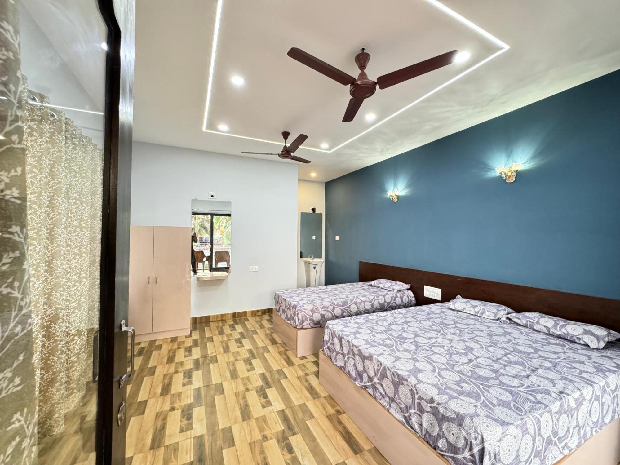The Glasswater By The Backwater Homestay Kalyanpur Exterior photo