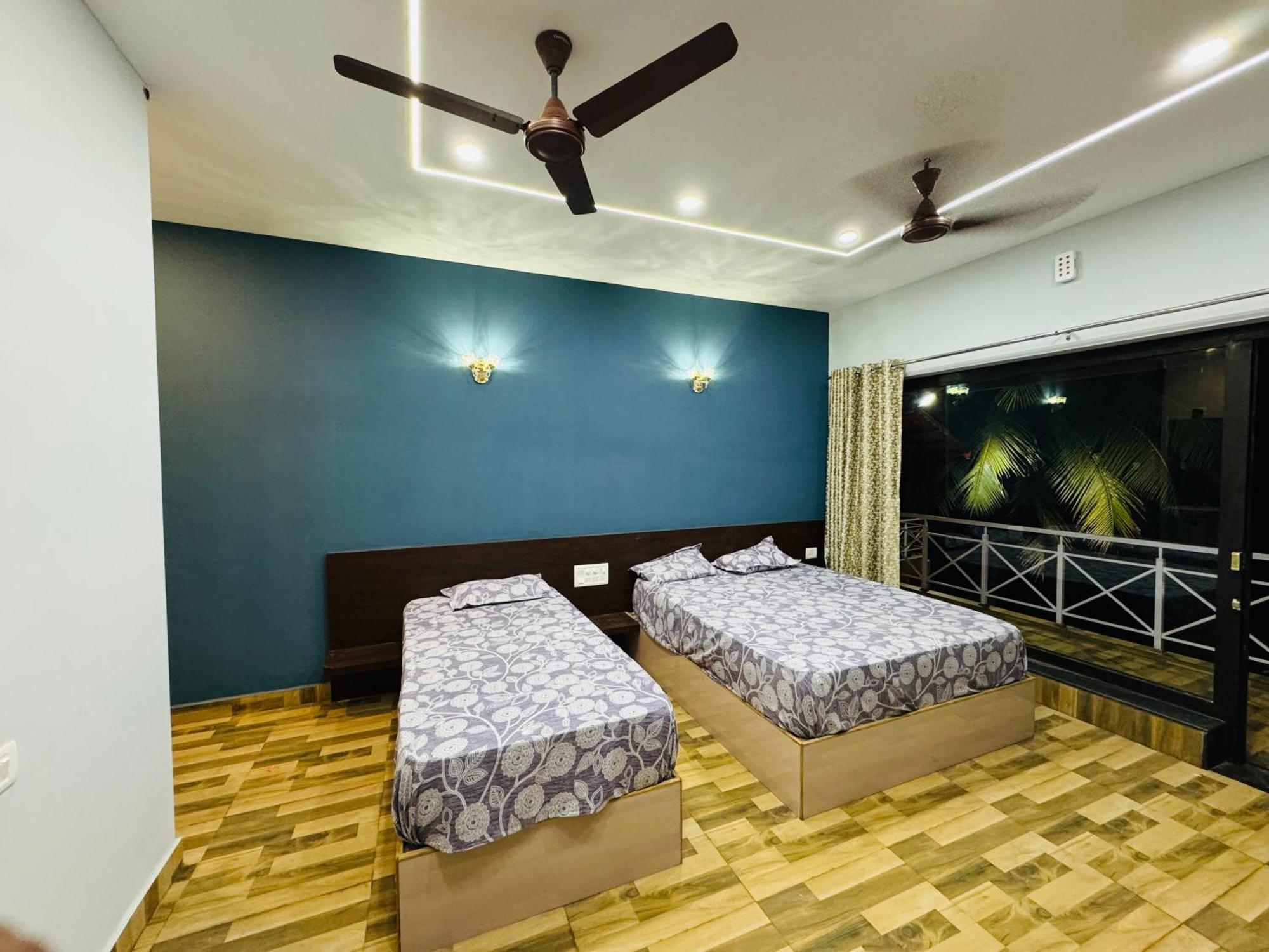 The Glasswater By The Backwater Homestay Kalyanpur Exterior photo